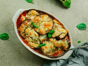 Beringela no forno gratinada