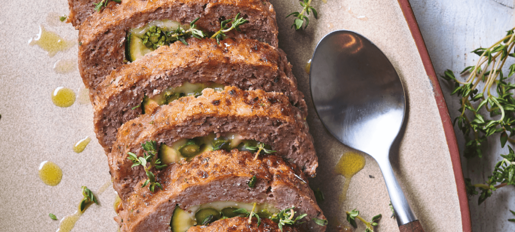 Rolo de Carne Recheado com Legumes